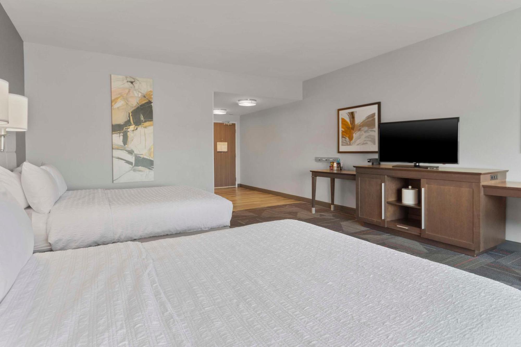 Hampton Inn & Suites Columbus Scioto Downs Exteriör bild