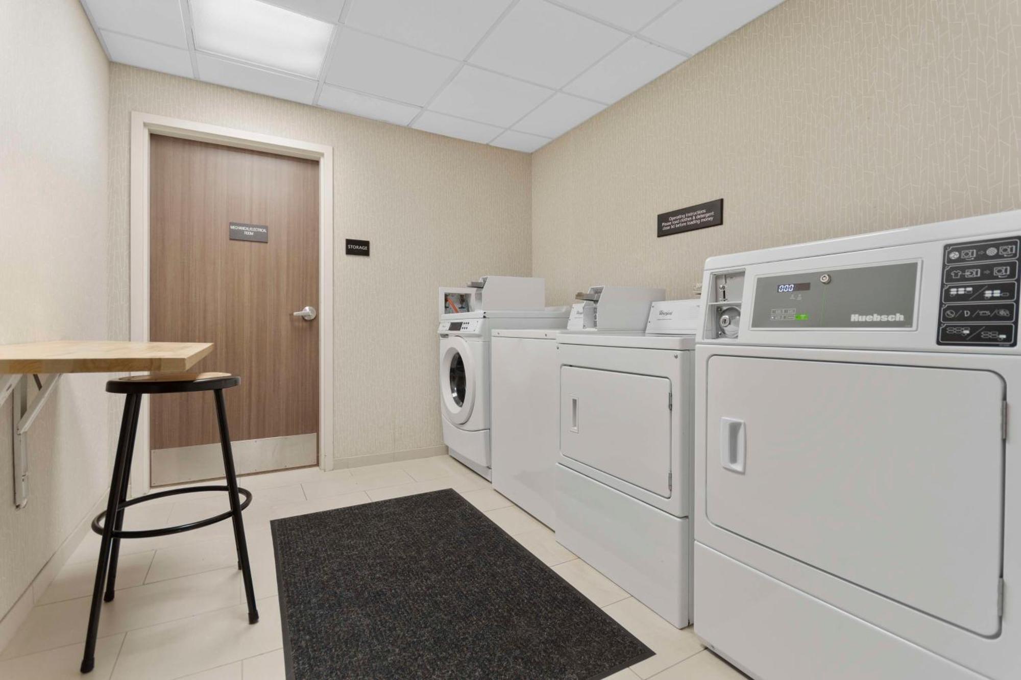 Hampton Inn & Suites Columbus Scioto Downs Exteriör bild